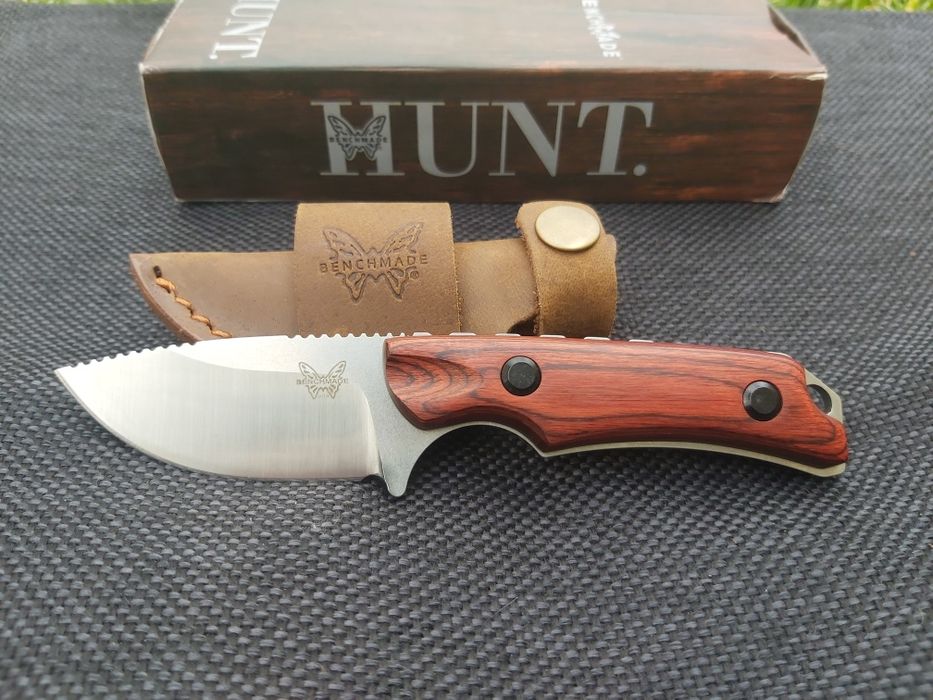 Ловен нож Benchmade HUNT малък с кожена кания