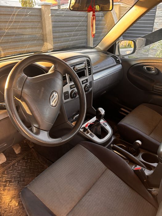 Suzuki Grand Vitara 1.6 benzina 2003