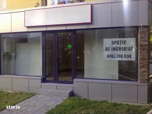 500 euro/luna dau in chirie Spatiu Comercial Ultracentral 40 mp