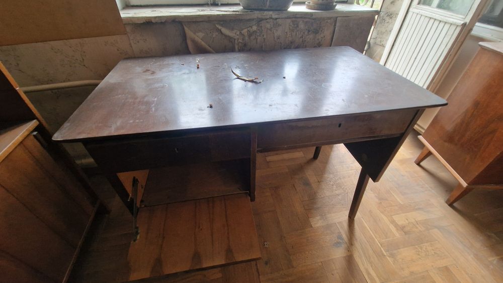 Мебель отдам даром