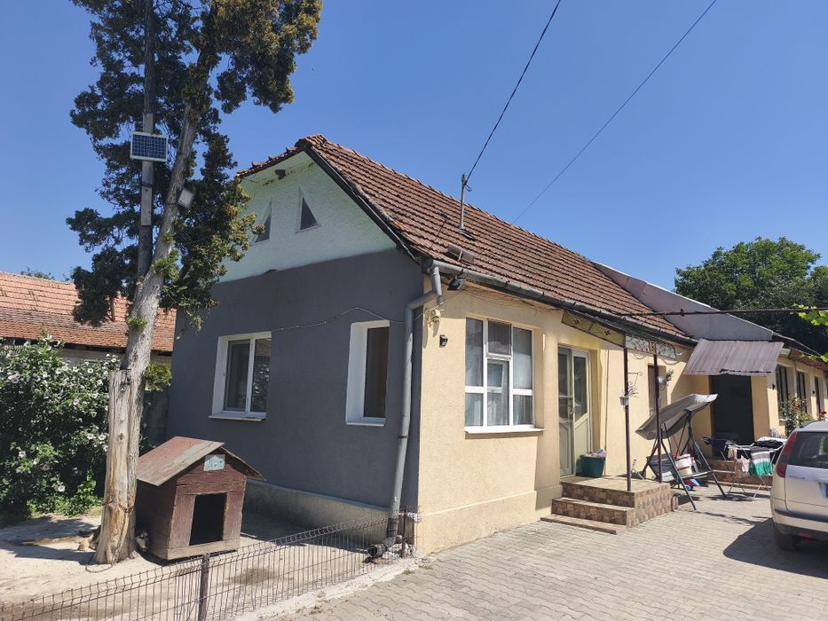 Casa de vânzare Araci Vâlcele