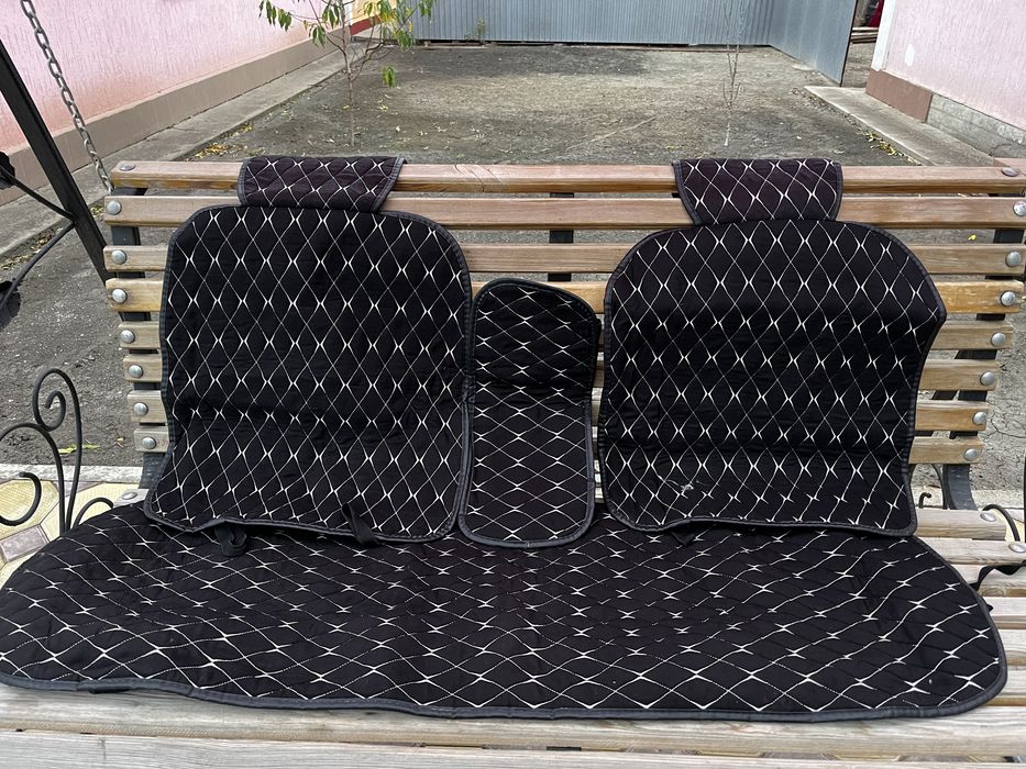 Продаю чехлы для машины