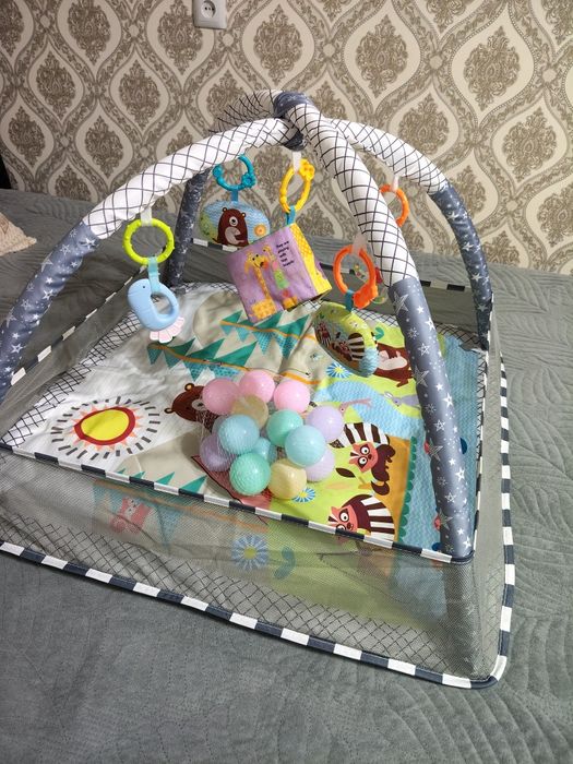 Детский развивающий коврик