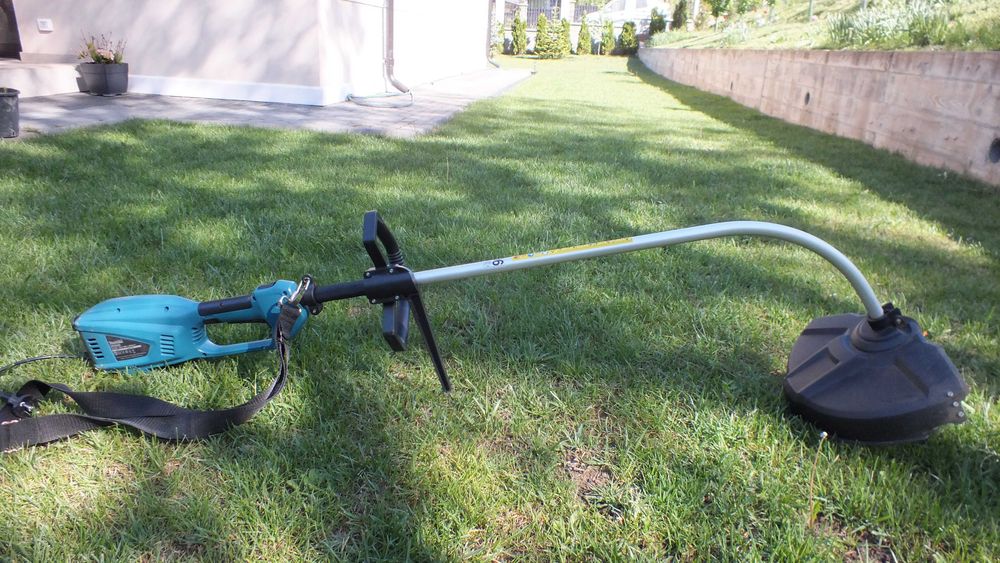 Trimmer electric Makita UR3500, 700 W