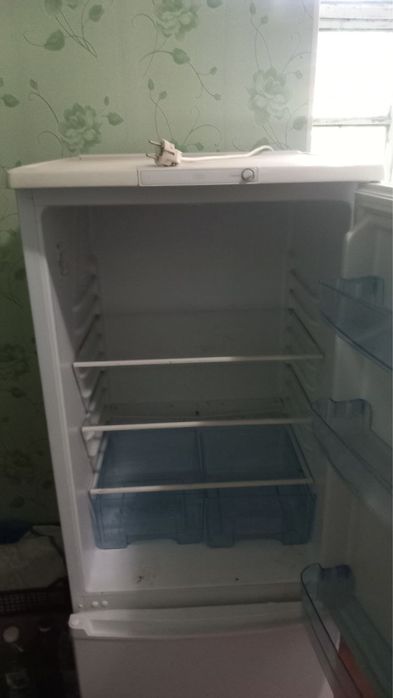 Xaladinik satiladi arzan bahada холадиник сатиладь арзан бахада