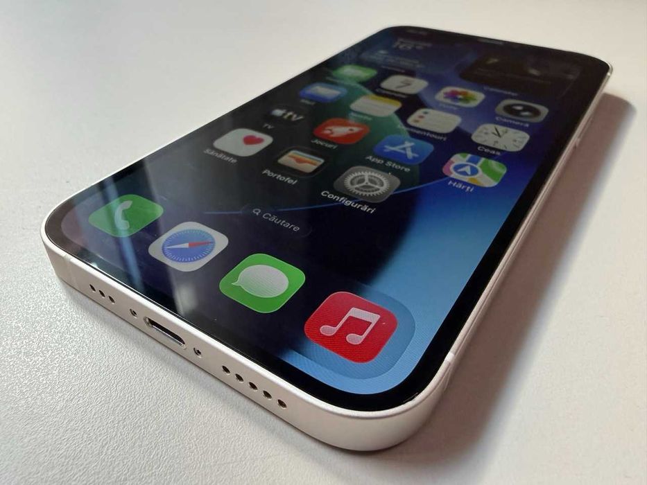  Apple / iPhone 12 64 Gb / White
