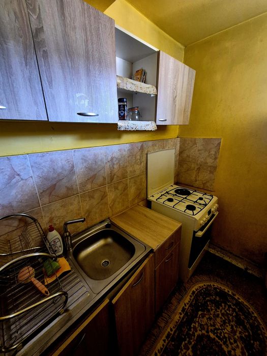 Garsoniera de vânzare