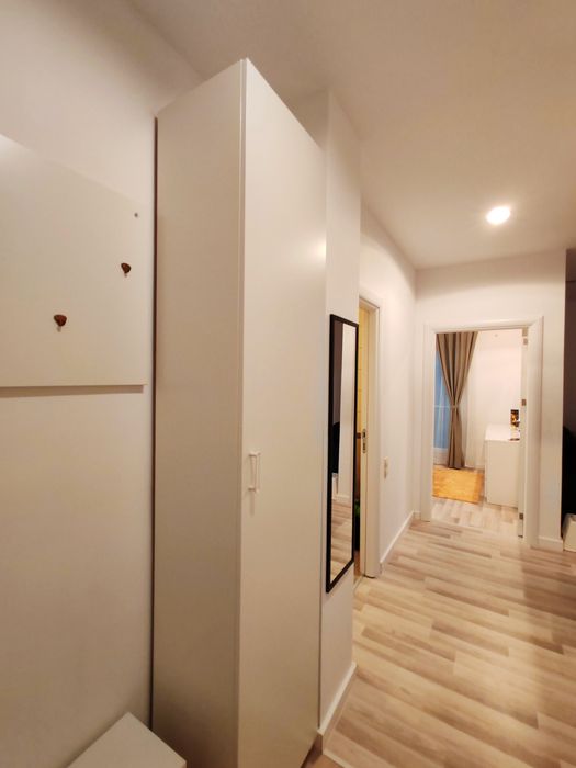 Vand studio 2 cam Cosmopolis, dormitor separat