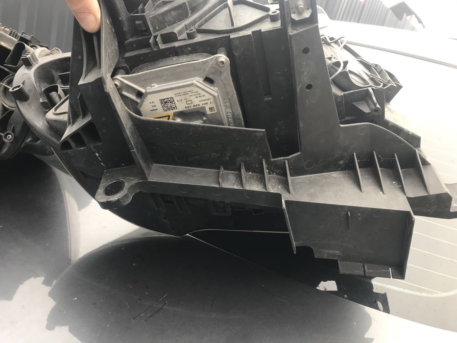 Far stanga dreapta Faruri Bmw X3 E83 Lci Xenon 2007-2010
