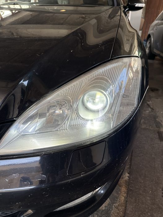 Ляв фар Mercedes s Class W221 без ксенон