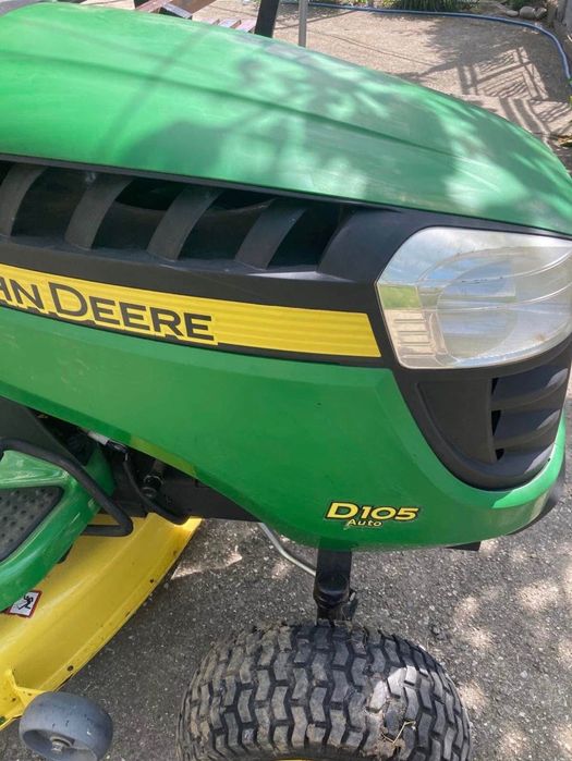 Косачка John Deere D105