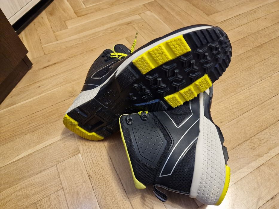 Обувки , кецове , боти Honeywell 46