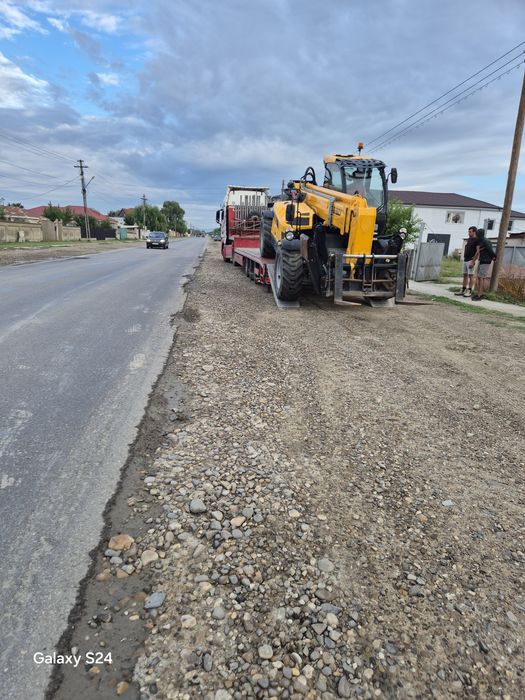 Închiriez incarcator telescopic (Pe termen lung cu operator)