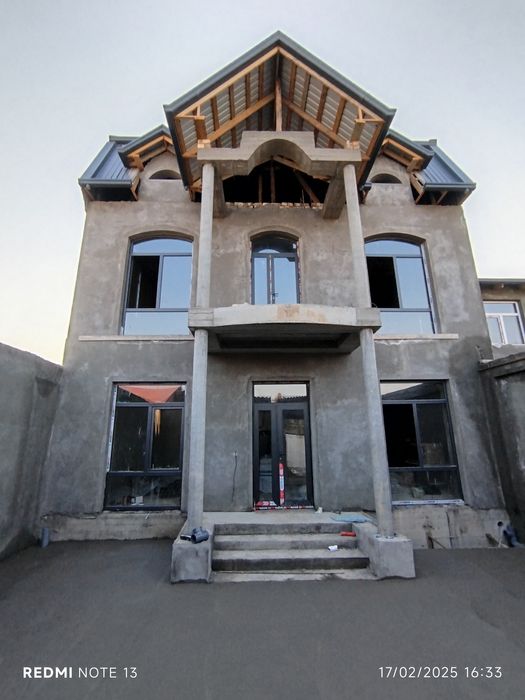 Sorochna xovli sotiladi 8xonali 250kv