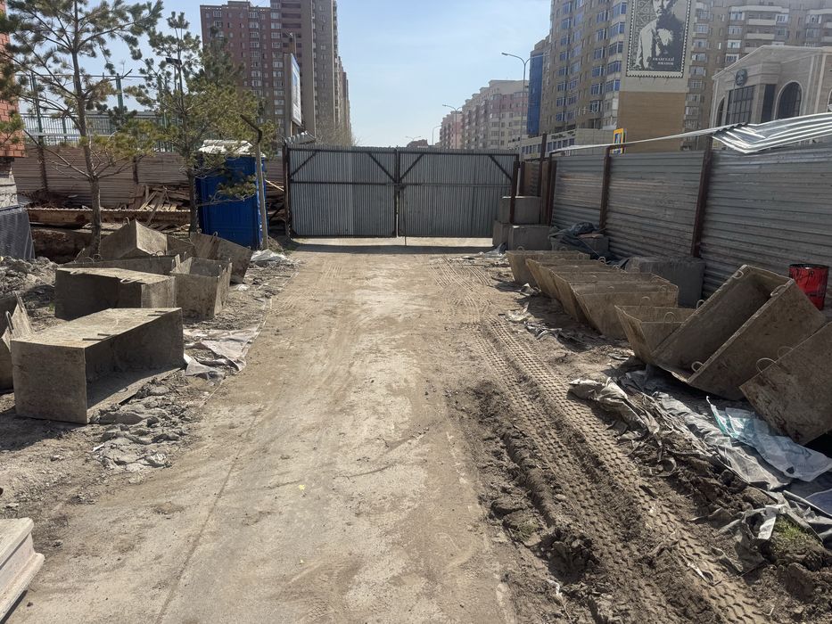 Стол Каменщика бу в Астане продам