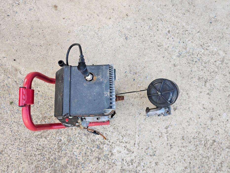 Двигател за Косачка INTERMOTOR 359 на Части.