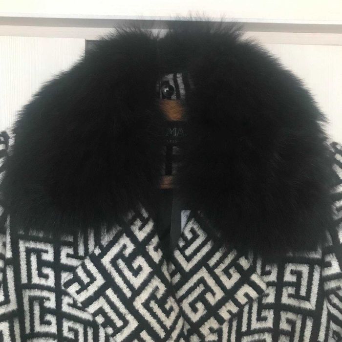 BALMAIN eлегантно дамско палто  НОВО