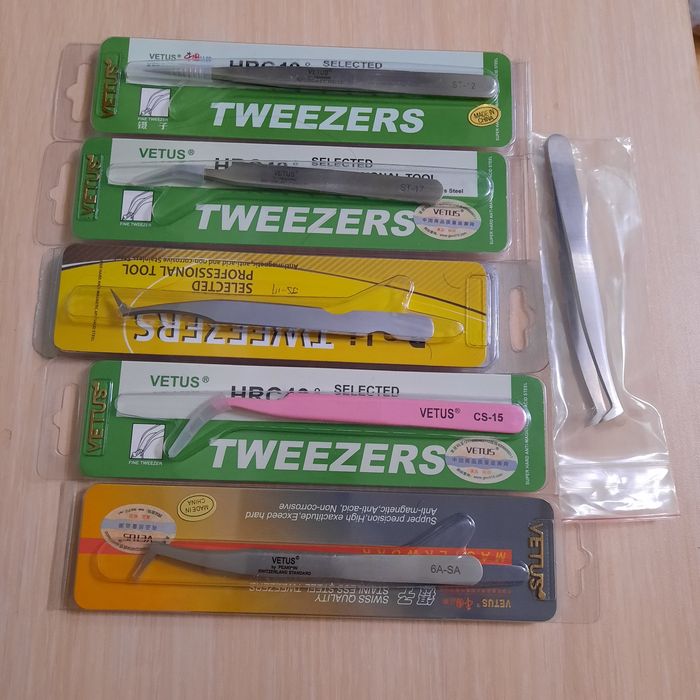 Продам пинцет для наращивание ресничек .Новый