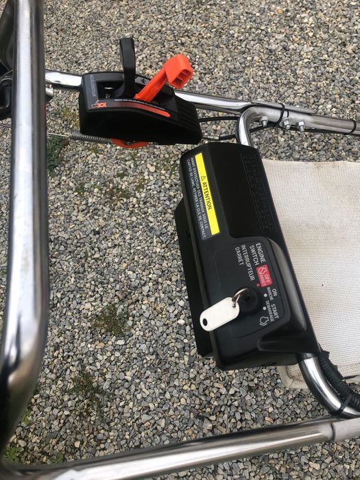 Masina de tuns iarba Honda