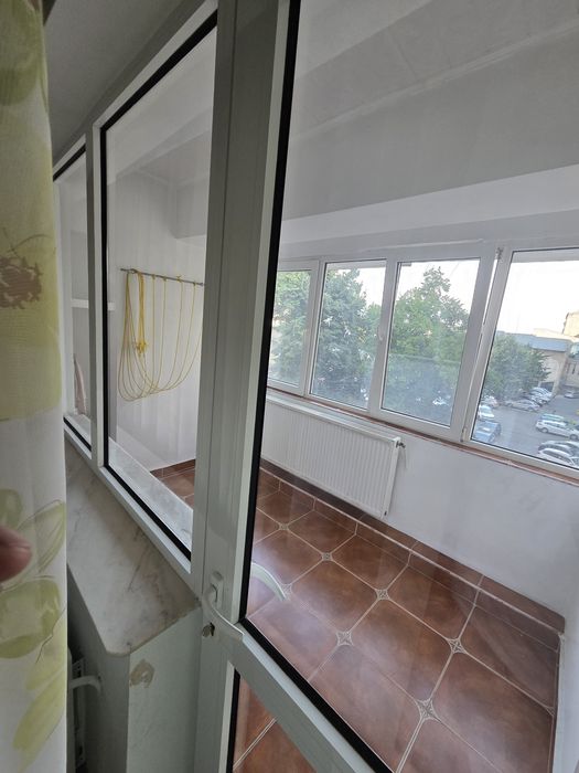 Apartament 3 camere de inchiriat, proprietar , centru