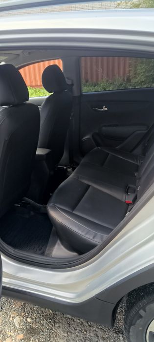 Продам Kia Rio X-Line 2019 г. в.