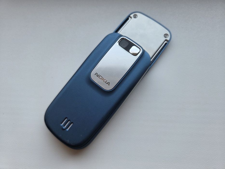 Nokia 2680 slide