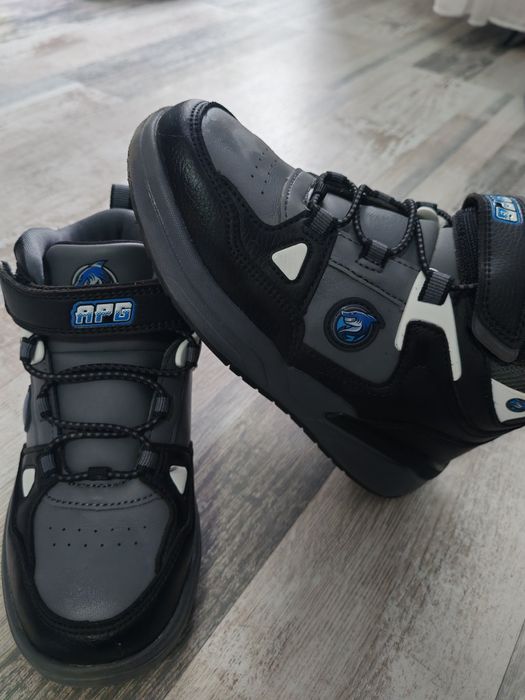 Детски маратонки АPG