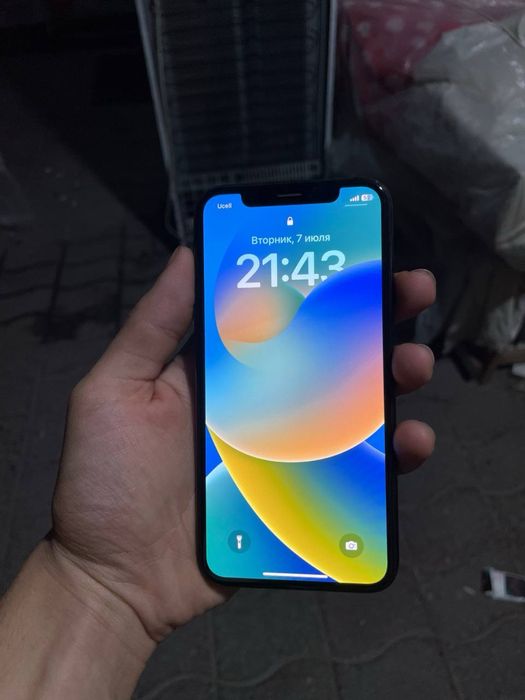 Iphone xs  64gb 75%