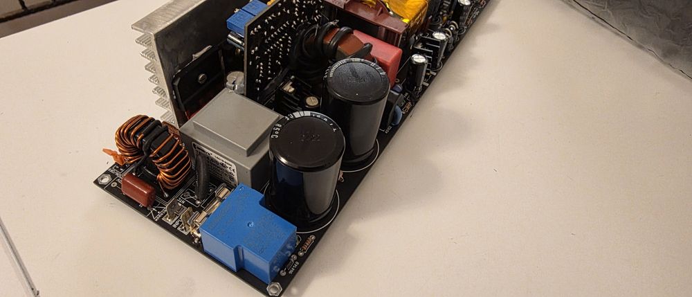 Sursa SMPS amplificator audio 2 x 65V 2000W