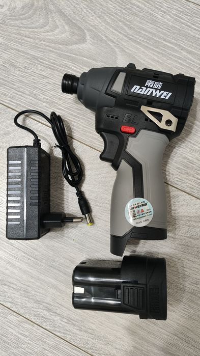 Продам гайковёрт импакт NANWEI