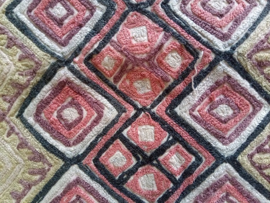 Ковор с ресни от социализма