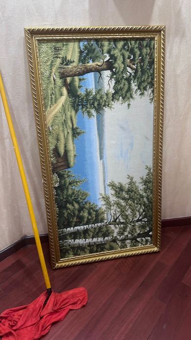 Срочно шкаф и кровать