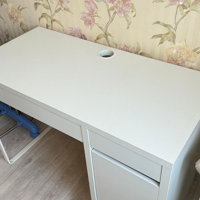 Стол и стул Икея