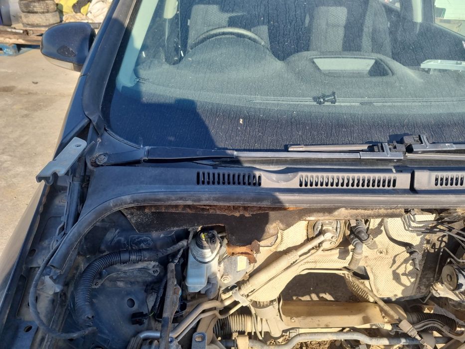 Grila stergator parbriz-dreapta Volkswagen Golf 6 Plus (521) [Fabr 200