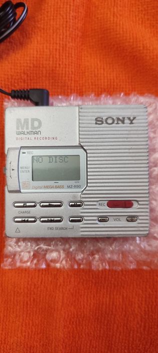SONY -AIWA - Minidisc portabil(defecte) *Error disc*