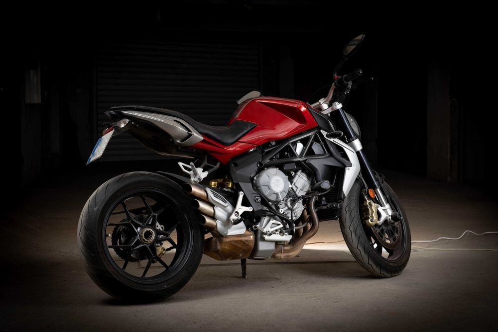 MV Agusta Brutale 800