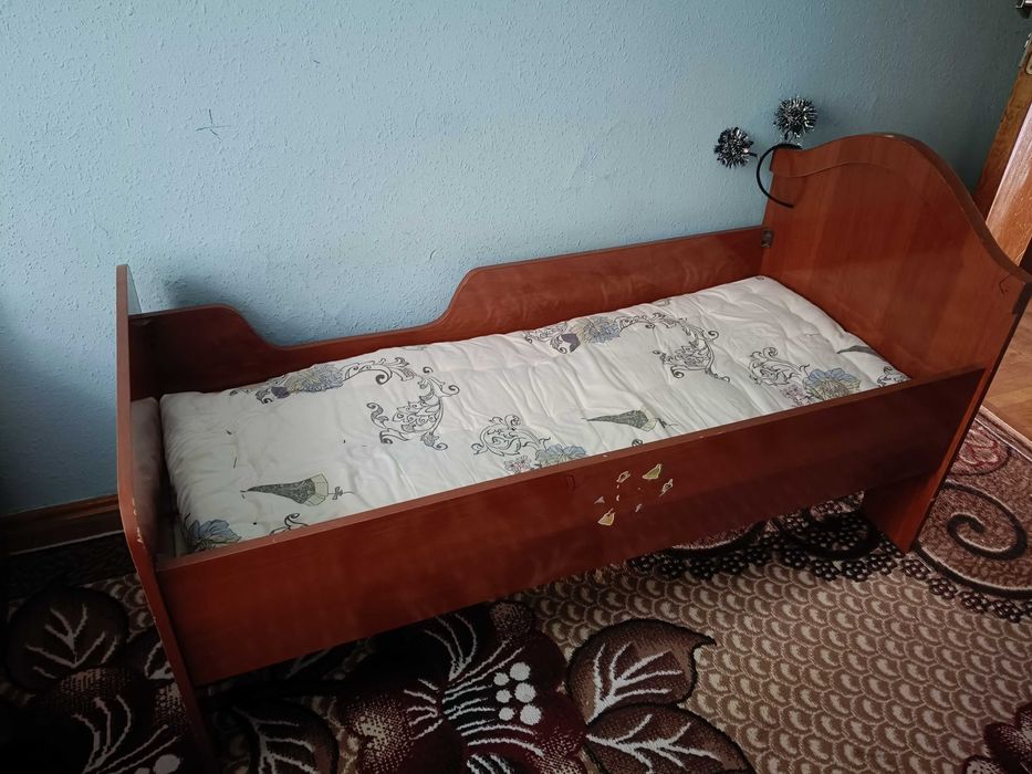 Детский кровать продается Б/У