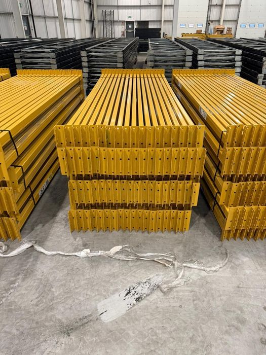 Rafturi metalice pentru paleți