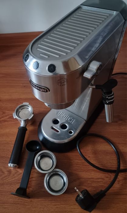 кофеварка  Delonghi"