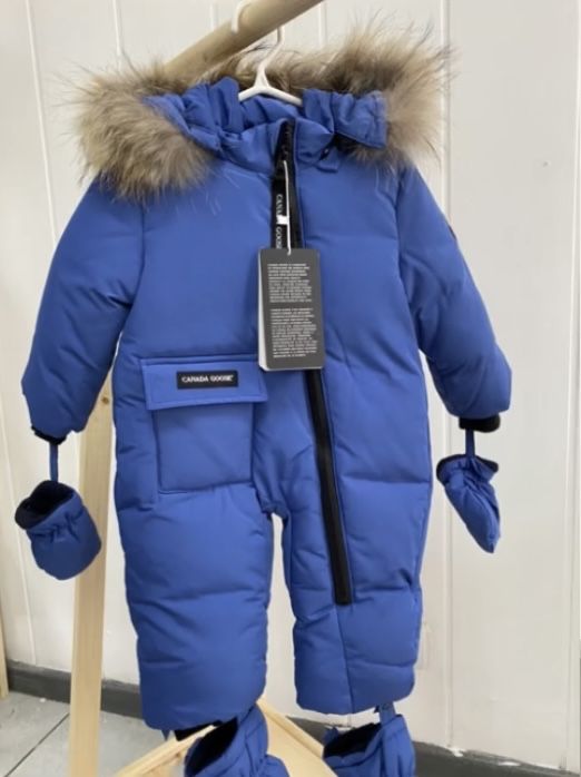 Продам Зимний комбинезон