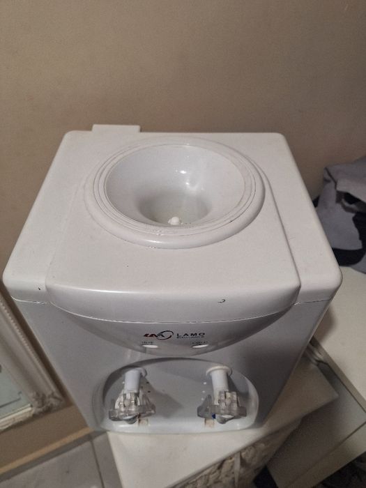 Диспенсър за вода Lamo