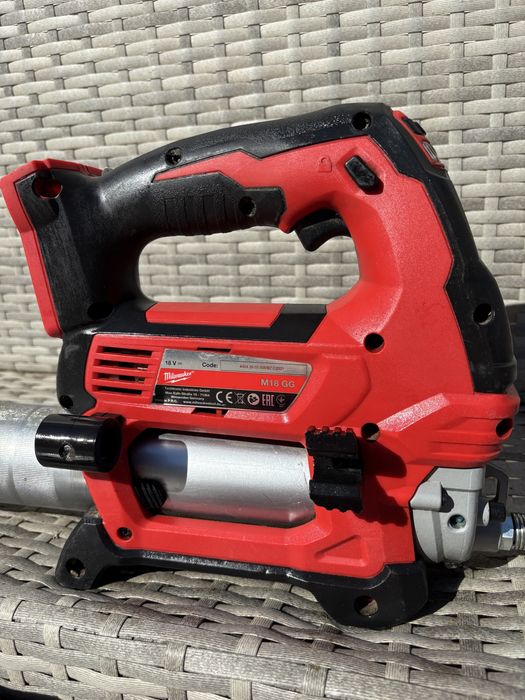 Decalimetru Gresor milwaukee M18 GG