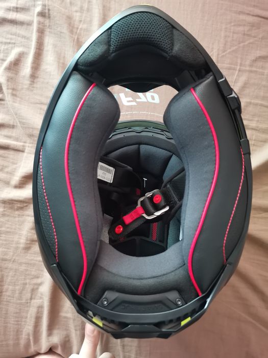 Каска за мотор HJC F70