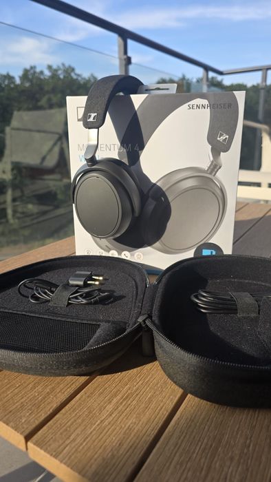 Casti Sennheiser Momentum 4 wireless