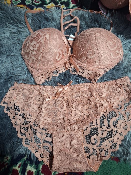 Женское белье комплекты