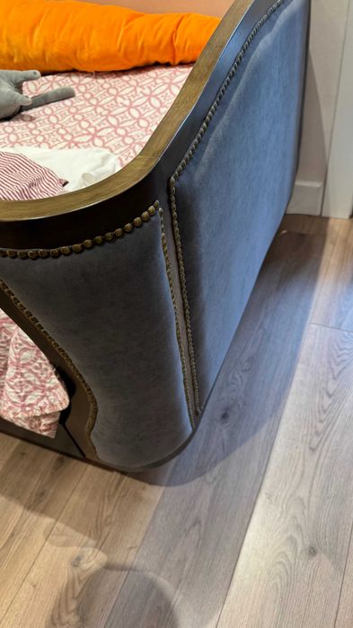 Продается дизайнерская детская кровать для девочки