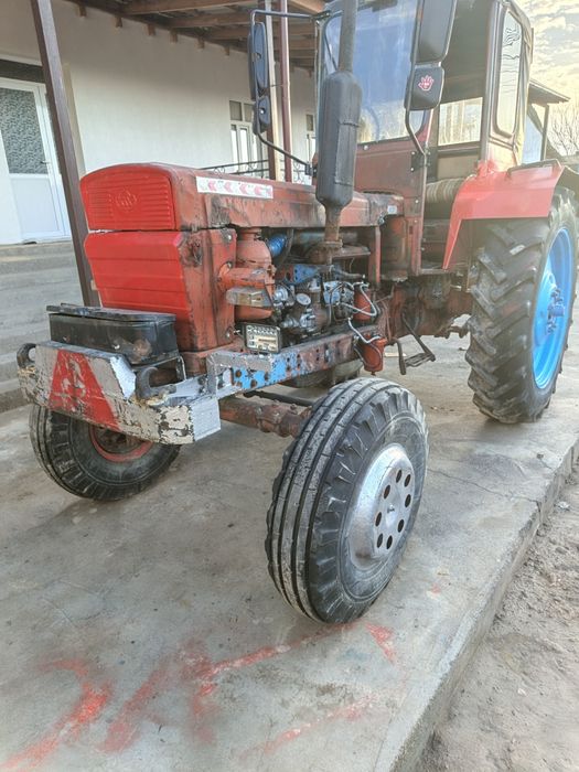 Traktor 28 sotiladi holati ideal darajada