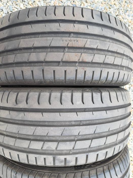 Anvelope vara 245 45 R18