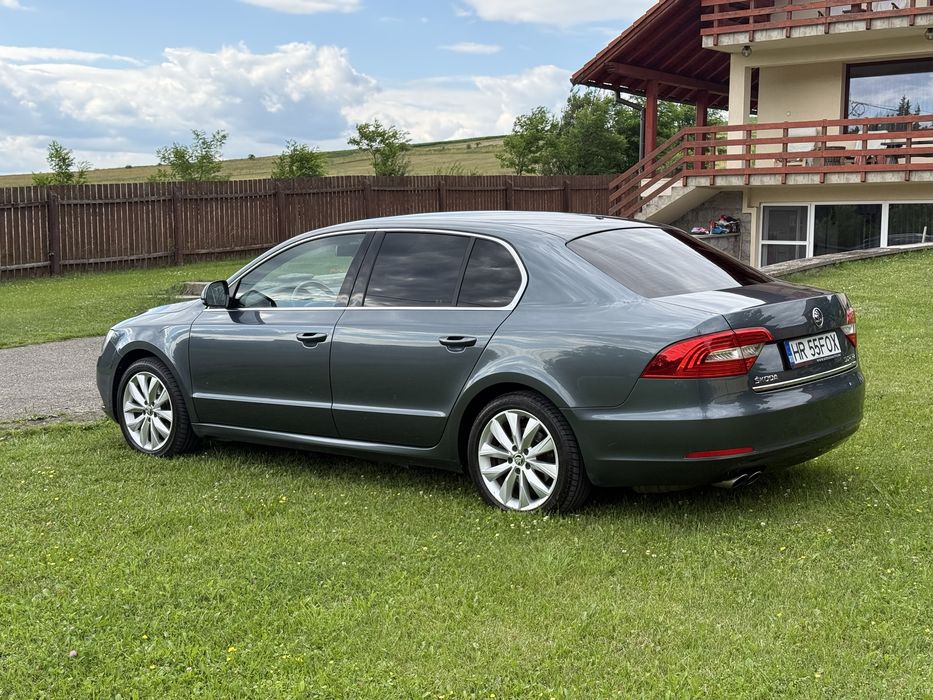 Skoda Superb 2.0 TDI 4x4 DSG 170cp