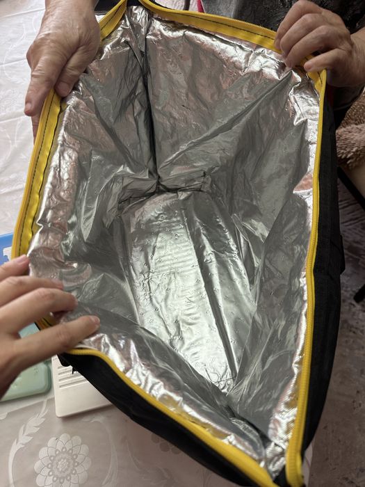 Продам сумку холодильник термосумка